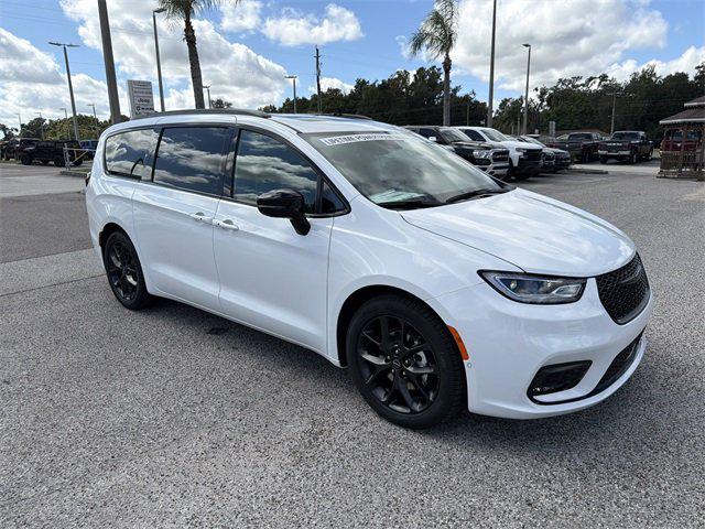 2026 Chrysler Pacifica PACIFICA LIMITED 2026 Chrysler Pacifica PACIFICA LIMITED