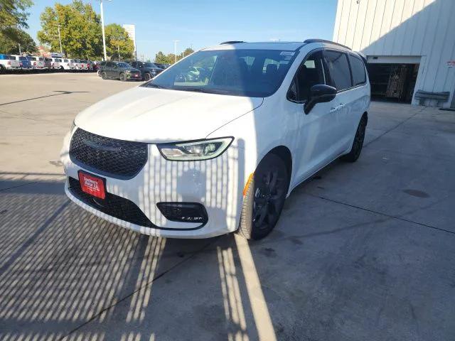 2026 Chrysler Pacifica PACIFICA LIMITED