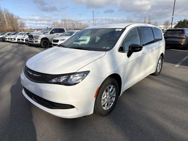 2026 Chrysler Voyager VOYAGER LX