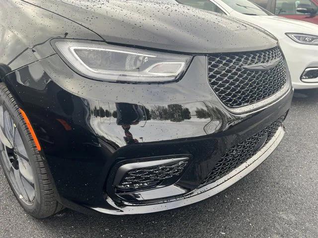 2026 Chrysler Pacifica PACIFICA LIMITED AWD