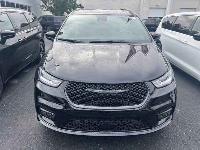 2026 Chrysler Pacifica PACIFICA LIMITED AWD