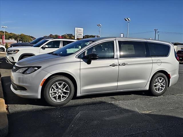 2026 Chrysler Voyager VOYAGER LX 2026 Chrysler Voyager VOYAGER LX