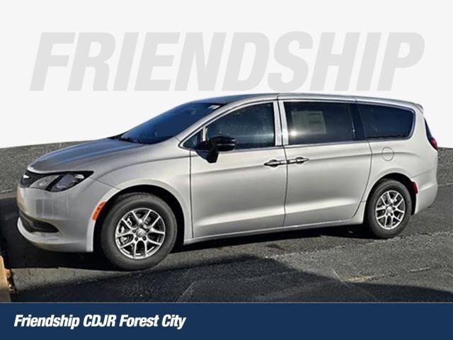 2026 Chrysler Voyager VOYAGER LX