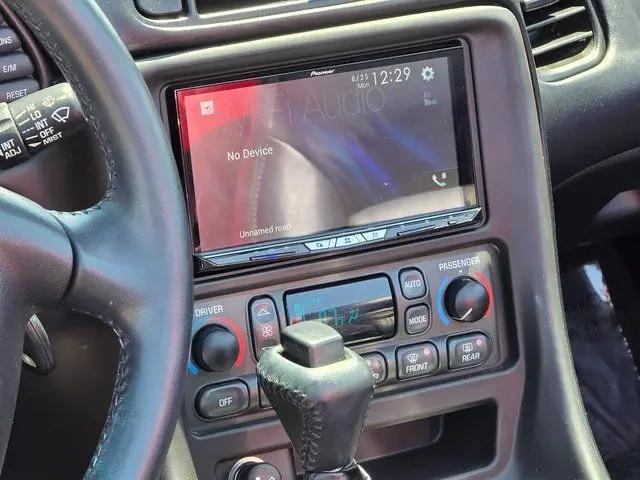 2004 Chevrolet Corvette Base