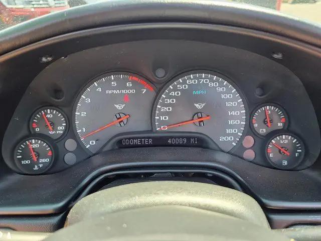 2004 Chevrolet Corvette Base