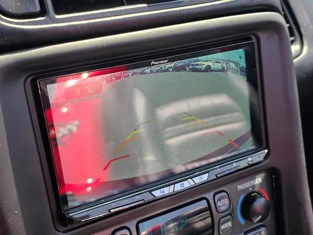 2004 Chevrolet Corvette Base