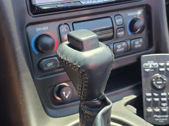 2004 Chevrolet Corvette Base