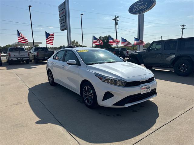 2024 Kia Forte LXS 2024 Kia Forte LXS