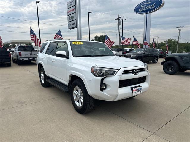 2024 Toyota 4Runner SR5 2024 Toyota 4Runner SR5