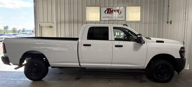 2025 RAM 2500 Tradesman Crew Cab 4x4 8 Box 2025 RAM 2500 Tradesman Crew Cab 4x4 8 Box
