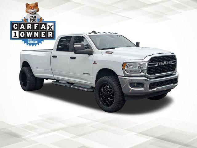 2024 RAM 3500 Big Horn Crew Cab 4x4 8 Box 2024 RAM 3500 Big Horn Crew Cab 4x4 8 Box