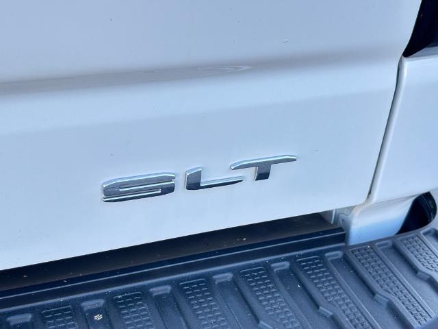 2025 GMC Sierra 1500 4WD Crew Cab Short Box SLT