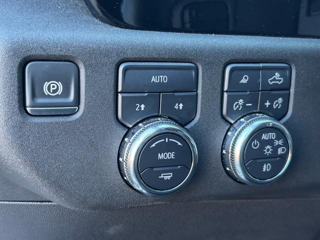 2025 GMC Sierra 1500 4WD Crew Cab Short Box SLT
