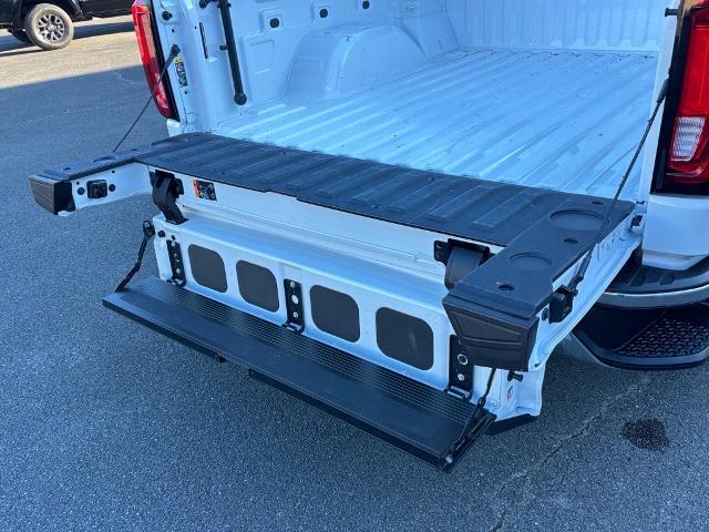 2025 GMC Sierra 1500 4WD Crew Cab Short Box SLT