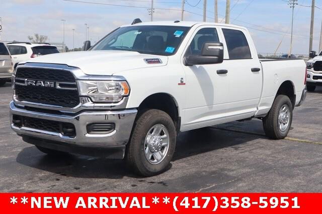 2024 RAM 2500 Tradesman Crew Cab 4x4 64 Box