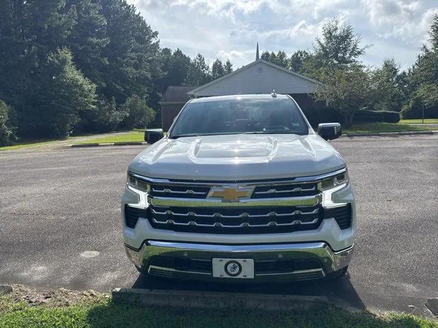 2023 Chevrolet Silverado 1500 4WD Crew Cab Short Bed LTZ