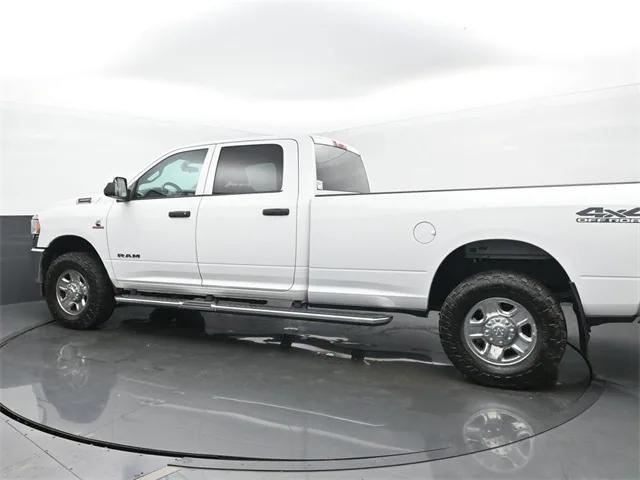 2020 RAM 3500 Tradesman Crew Cab 4x4 8 Box 2020 RAM 3500 Tradesman Crew Cab 4x4 8 Box