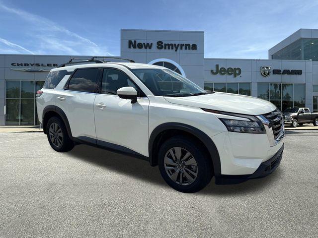 2024 Nissan Pathfinder SV FWD