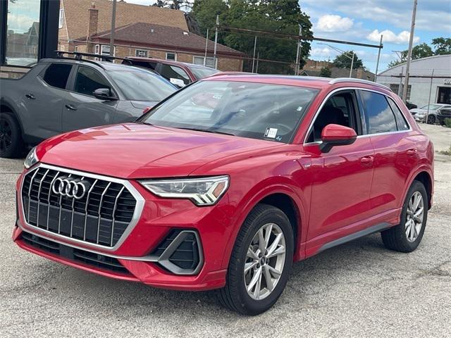 2022 Audi Q3 Premium Plus 45 TFSI S line quattro Tiptronic 2022 Audi Q3 Premium Plus 45 TFSI S line quattro Tiptronic