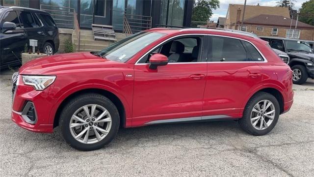 2022 Audi Q3 Premium Plus 45 TFSI S line quattro Tiptronic 2022 Audi Q3 Premium Plus 45 TFSI S line quattro Tiptronic