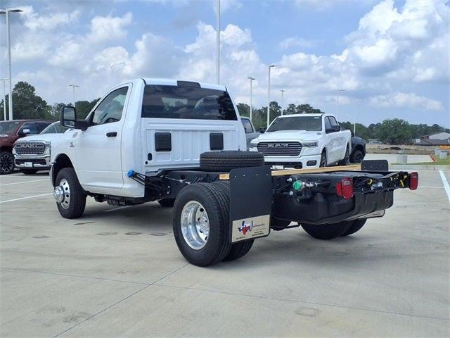 2025 RAM Ram 3500 Chassis Cab RAM 3500 TRADESMAN CHASSIS REGULAR CAB 4X4 60 CA
