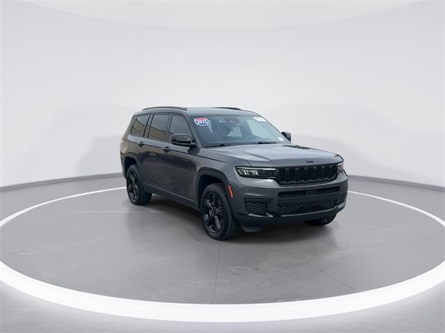 2022 Jeep Grand Cherokee L Altitude 4x2