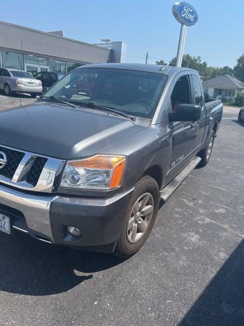 2014 Nissan Titan SV