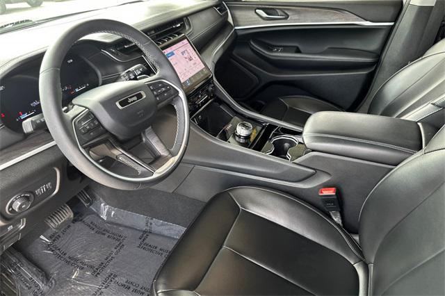 2023 Jeep Grand Cherokee L Limited 4x2