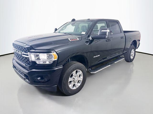 2024 RAM 2500 Big Horn Crew Cab 4x4 64 Box