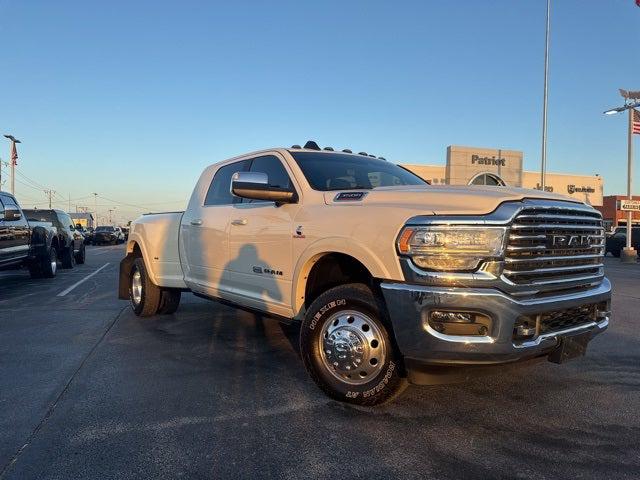 2022 RAM 3500 Limited Longhorn Mega Cab 4x4 64 Box
