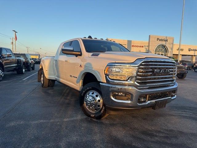 2022 RAM 3500 Limited Longhorn Mega Cab 4x4 64 Box