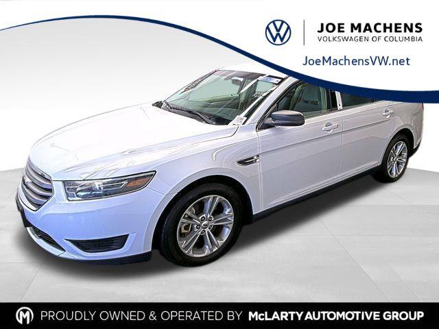 2017 Ford Taurus SE