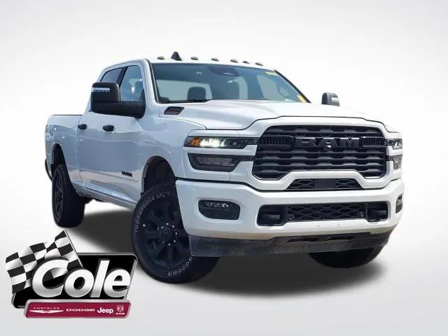 2025 RAM 2500 Big Horn Crew Cab 4x4 64 Box