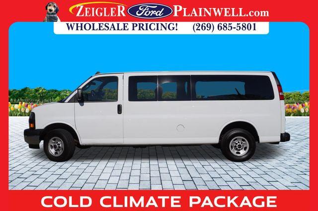 2023 GMC Savana Passenger RWD 3500 Extended Wheelbase LT