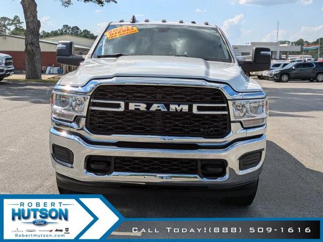 2023 RAM 2500 Tradesman Crew Cab 4x4 64 Box