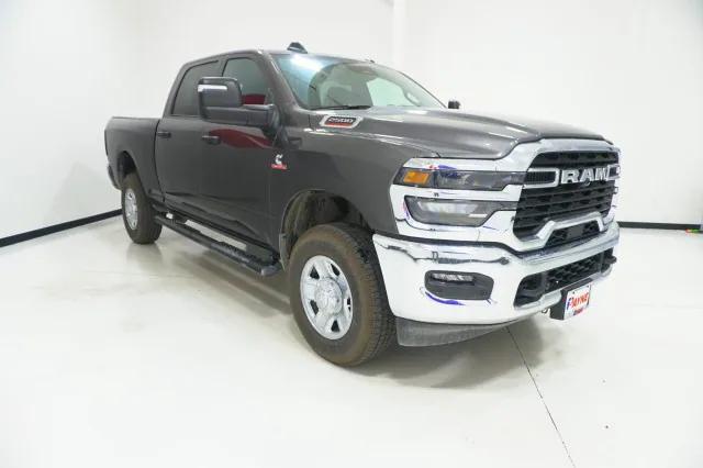 2026 RAM Ram 2500 RAM 2500 TRADESMAN CREW CAB 4X4 64 BOX