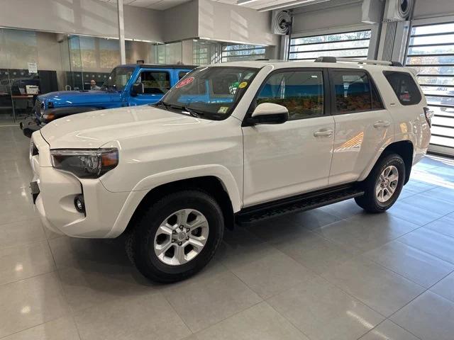 2024 Toyota 4Runner SR5
