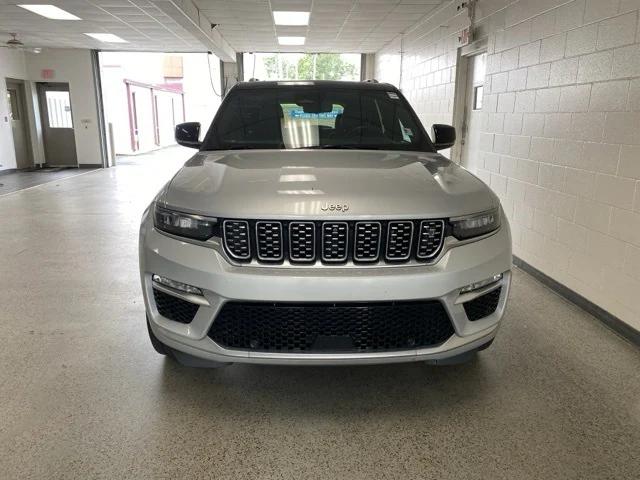 2022 Jeep Grand Cherokee Summit 4x4