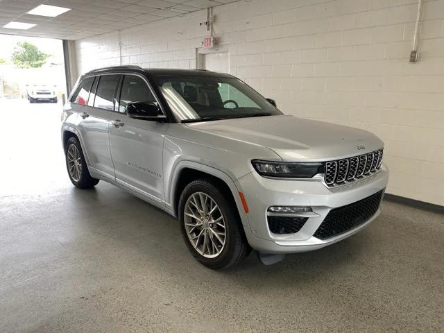 2022 Jeep Grand Cherokee Summit 4x4