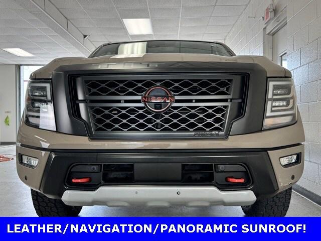 2023 Nissan TITAN Crew Cab PRO-4X 4x4