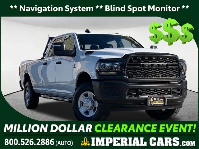 2024 RAM 3500 Tradesman Crew Cab 4x4 8 Box