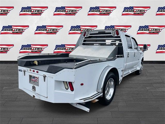 2004 Ford F-450 Chassis Lariat DRW