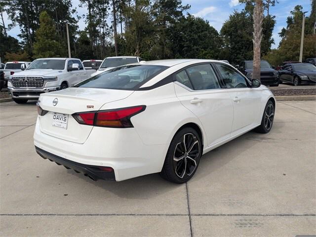 2024 Nissan Altima SR FWD