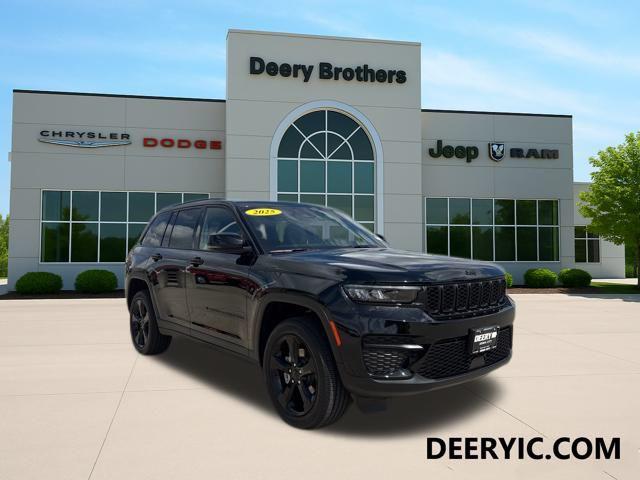 2025 Jeep Grand Cherokee GRAND CHEROKEE ALTITUDE X 4X4