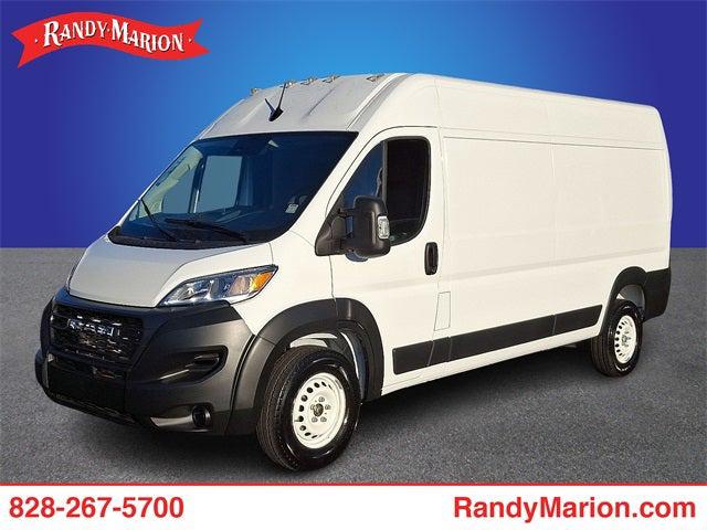 2025 RAM ProMaster 2500 Cargo Van Tradesman High Roof 159 WB w/Pass Seat