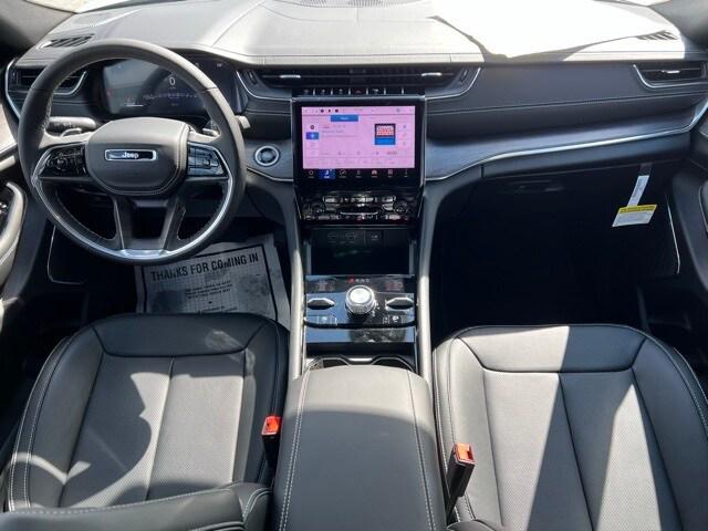 2025 Jeep Grand Cherokee GRAND CHEROKEE OVERLAND 4X4
