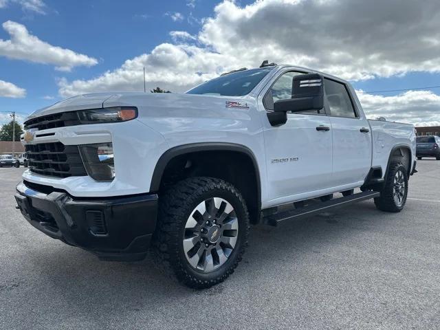 2024 Chevrolet Silverado 2500HD 4WD Crew Cab Standard Bed Custom