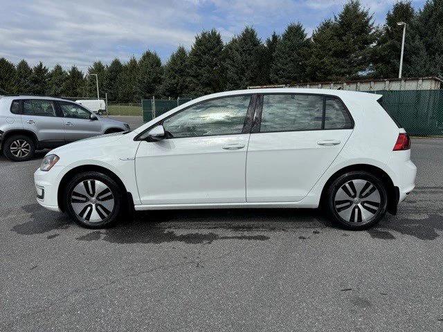 2016 Volkswagen e-Golf SE