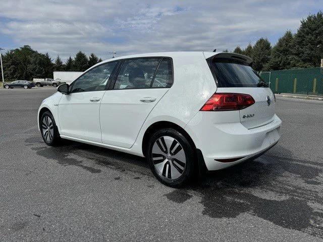 2016 Volkswagen e-Golf SE