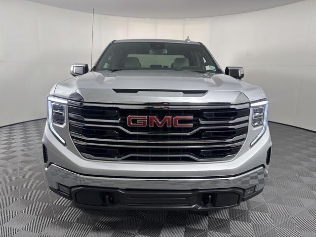 2022 GMC Sierra 1500 2WD Crew Cab Short Box SLT